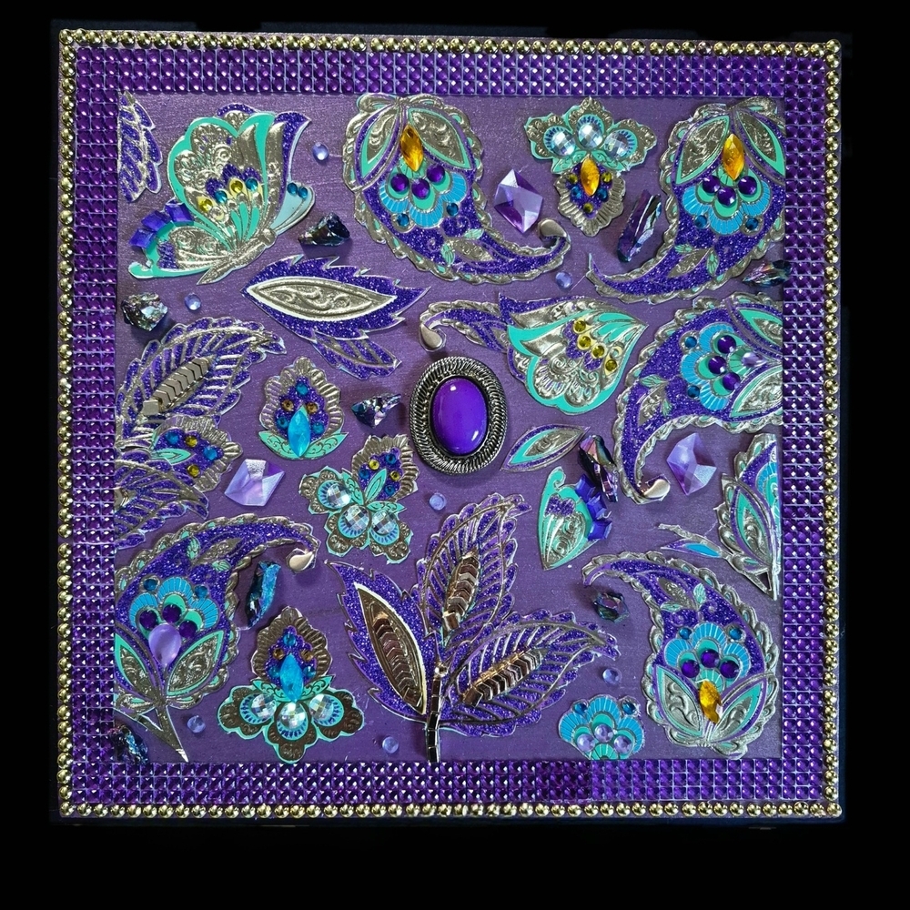 "VIVID VIOLET" 26"×26" PURPLE & GOLD DECORATIVE PAISLEY WALL ART